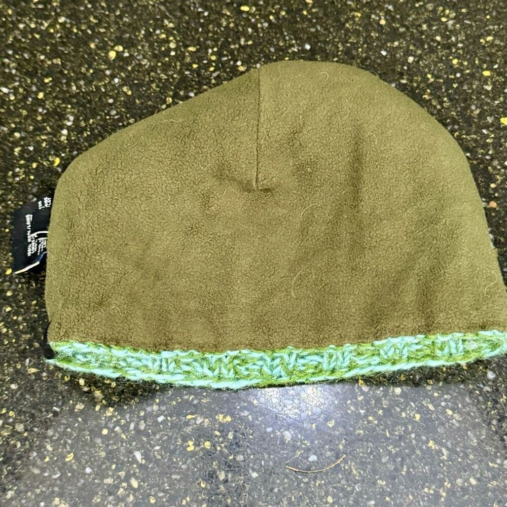 Everest Designs Wool Knit Toboggan. Kids 5-12 - Picture 8 of 13